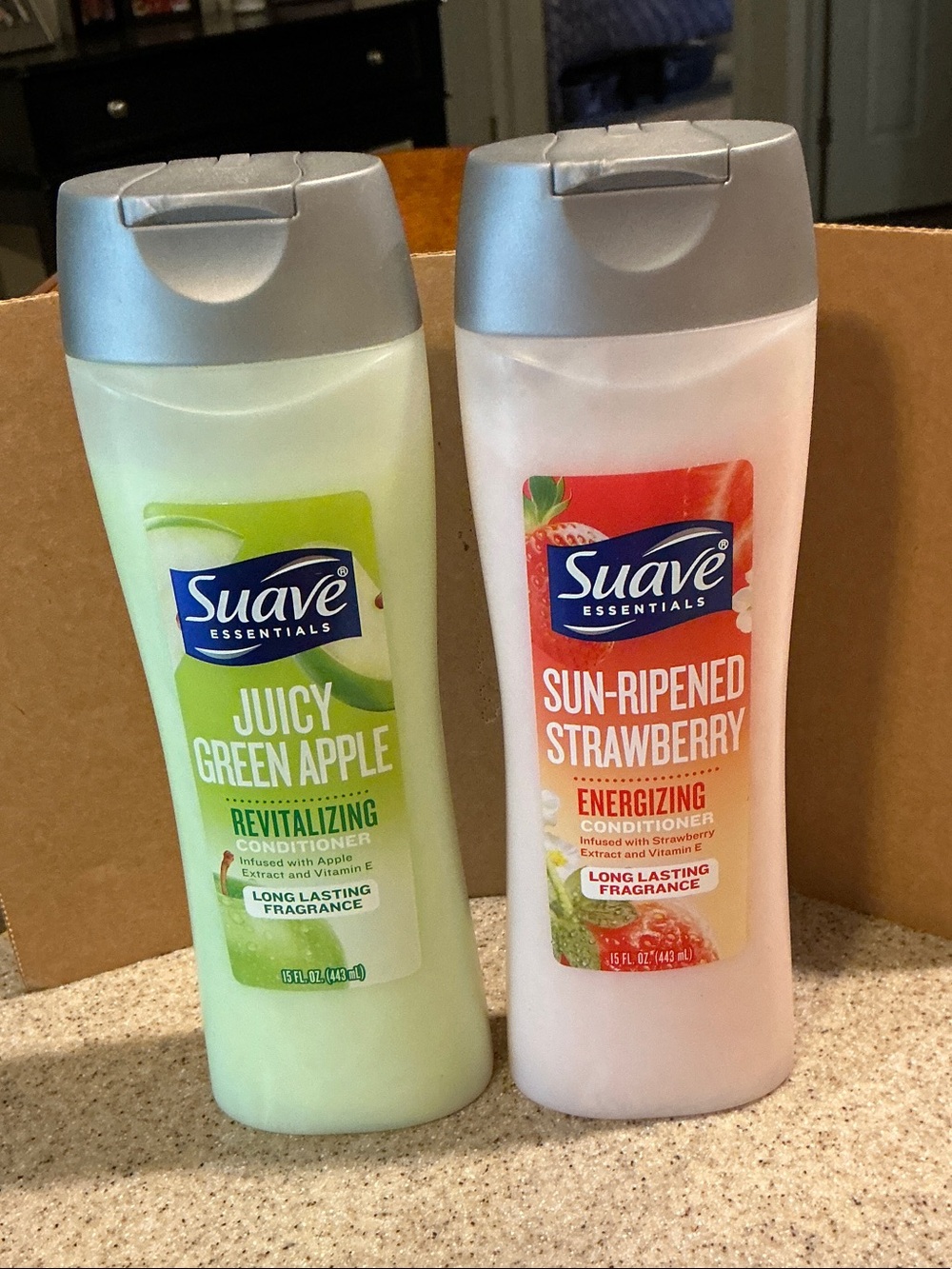 Suave Juicy Green Apple & Sun-Ripened Strawberry Conditioners 15 oz NEW